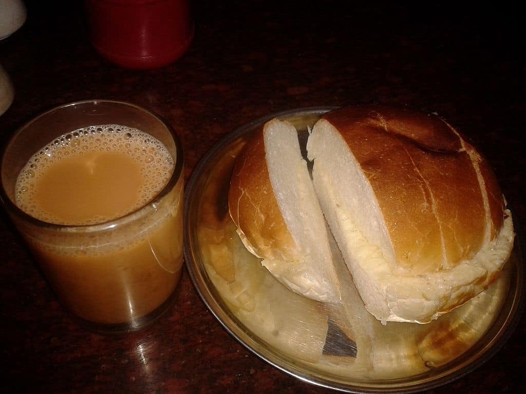 Irani Chai and Bun Maska
12 Historic Irani Cafés that will Captivate your Heart!!!