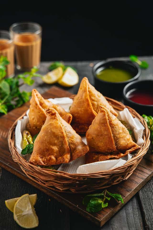 Samosa history yumandawesome.com